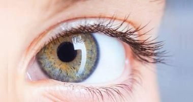 أربع نساء من أبراج بجمال العيون: الحمل بنظرة واثقة والثور دافئ