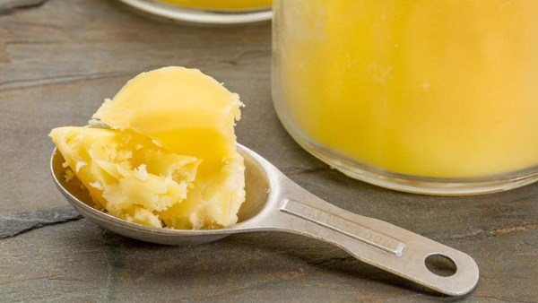 شحم البقر سر الجمال والشباب.. تفاصيل