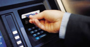 تنبيه بنكي عاجل للعملاء بسبب التوقيت الشتوي.. ما السبب؟