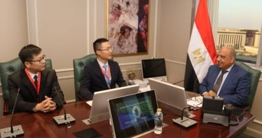 وزير الكهرباء يبحث مع هواوي تخزين الطاقة والتحول الرقمي