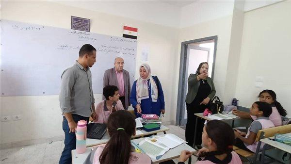 تعليم القاهرة: حظر الهواتف المحمولة في المدرسة