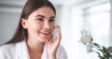 نصائح طبيعية لبشرة صحية في الشتاء