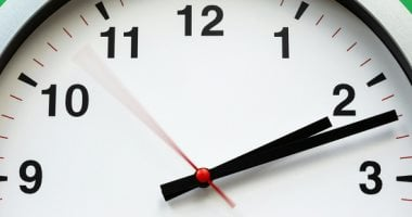 تواجه أرق أثناء أيام العمل؟ 5 خطوات للنوم مبكراً بسهولة