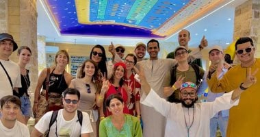 11 لحظات فرح بين سياح العالم في الأقصر