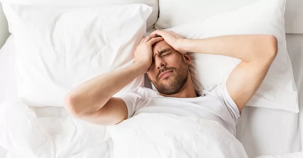 تحذير صحي: نقص النوم قد يضر قلبك دون أن تشعر