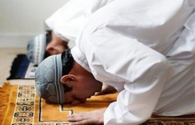 التوقيت الشتوي: أذان الظهر الجمعة 31 أكتوبر 2025 بالقاهرة والمحافظات