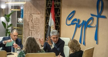 وزير السياحة يلتقي ممثلي اتحاد وكلاء وشركات السفر البريطانية