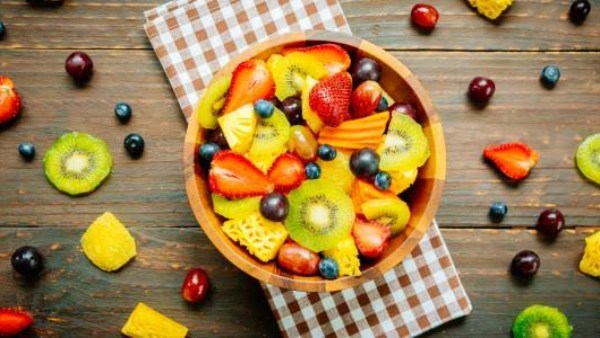 فواكه الموسم صيدلية طبيعية لمقاومة أمراض الخريف والشتاء