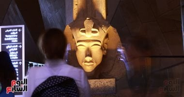التقاء الماضي بالحاضر في حضرة رأس إخناتون