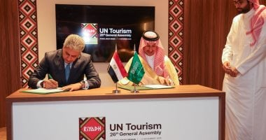 وزير السياحة ونظيره السعودي يوقعان برنامج تعاون مشترك