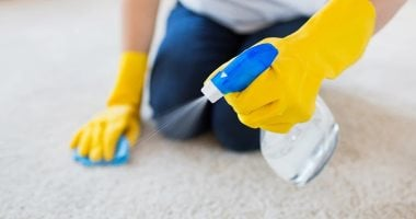 حلول سهلة لإزالة بقع السجاد في دقائق ومكوناتها بسيطة ومتوفرة