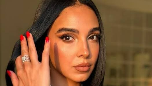 سعر فستان سلمى أبو ضيف في افتتاح مهرجان القاهرة صادم