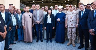 وزراء التخطيط والزراعة والأوقاف يتفقدون المركز الزراعي بسهل القاع