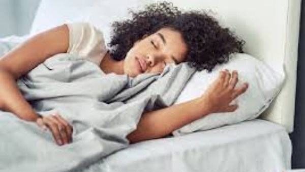 تحذير: النوم في وقته قد يرفع خطر النوبة القلبية