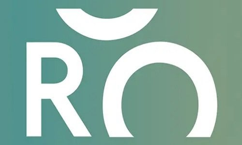 روما أوبتكال تقدم عدسات لاصقة ملونة وطبية فاخرة