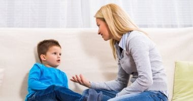 اليوم العالمي للتسامح: 7 خطوات بسيطة لتعليم طفلك التسامح مع الآخرين