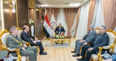 وزير الدولة للإنتاج الحربي يستقبل سفير بلغاريا في القاهرة