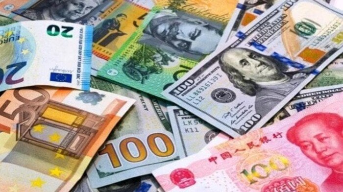 أسعار الدولار واليورو اليوم الأحد 16 نوفمبر 2025