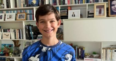 طفل يتحول إلى مصوّر محترف ويفوز بالذهبية في مسابقة تصوير الطيور 2025