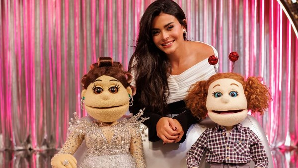 أسماء جلال تتصدر التريند بإطلالة مميزة في ليلة فونتاستيك