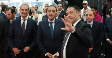 رئيس الوزراء يتفقد أورنچ مصر ورئيس الشركة يعرض خدمات النيابة الرقمية