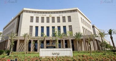 صرف مرتبات نوفمبر 2025.. كم يوم حتى موعد الصرف؟