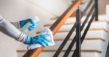 7 أدوات تنظيف أساسية لإزالة البقع العنيدة بخلاف الماء والصابون