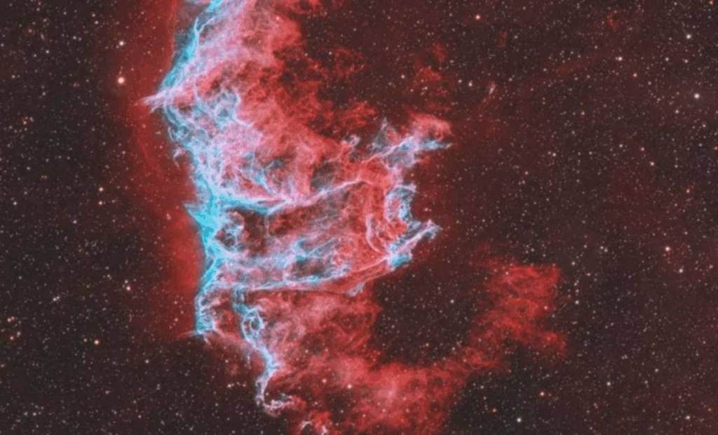 انفجار عمره 8000 عام يبرز في الفضاء