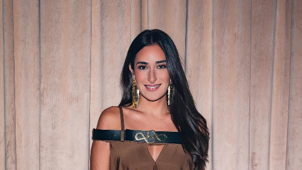 أمينة خليل تتألق مع زوجها بفستان سعره 49 ألف جنيه