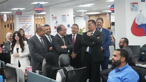 وزير المالية يجري حواراً مع شباب إي تاكس لتطوير الضرائب