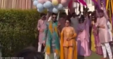 بالونات الهيدروجين تسبب حروق لعروسين في حفل زفافهما بالهند