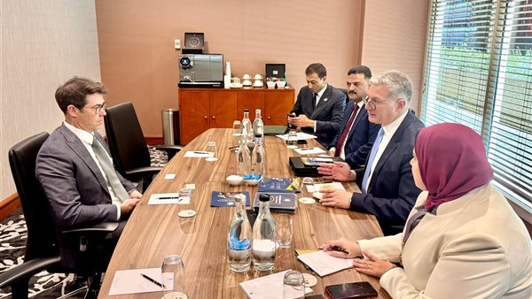 وزير البترول يبحث تعاون المعادن الحيوية والنادرة مع شركة هانتر