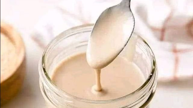 تنبيه: تجنب العسل الأسود والطحينة لعلاج تقرحات فم الحيوانات