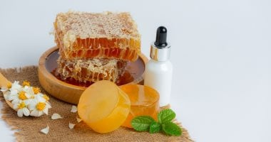 عسل المانوكا أصلى أم مغشوش؟ 5 أمور قبل الشراء