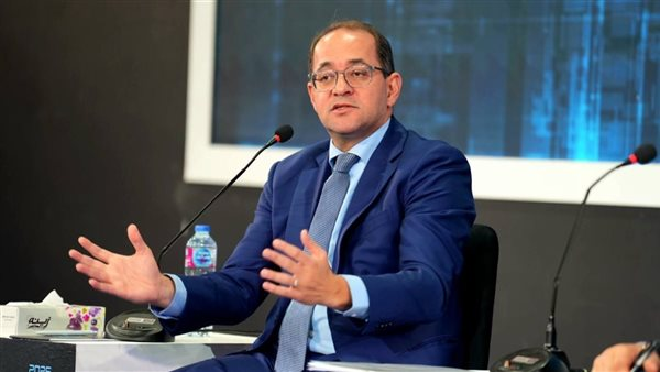 وزير المالية يشدد على مواصلة تنفيذ خطة إدارة دين أجهزة الموازنة