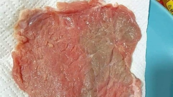 طبيبة تكشف سر لحوم قوس قزح وتظهر ألوان متعددة