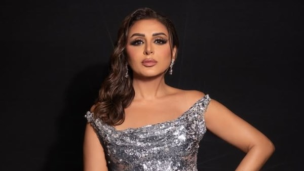 أنغام تتألق بأناقة في الكويت