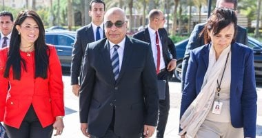 تكريم قاضيات وقضاة خريجي برنامج قيادة التغيير في المنظمات الديناميكية