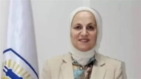 مديرة تعليم القاهرة تزور مدارس التبين وتكرم المتميزين