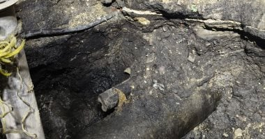 كسر بخط مياه أمام مستشفى أم المصريين بالجيزة وانقطاع الخدمة في مناطق