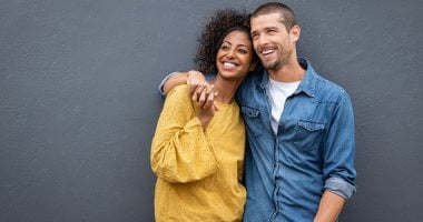 5 ثنائيات أبراج تعيش معًا.. الحمل والأسد الأبرز