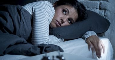 قلة النوم تضر رئتيك دون أن تلاحظ.. استشاري يحذر من العلامات