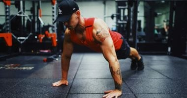 20 مرة تمرين الضغط في الصباح.. 7 فوائد غير متوقعة