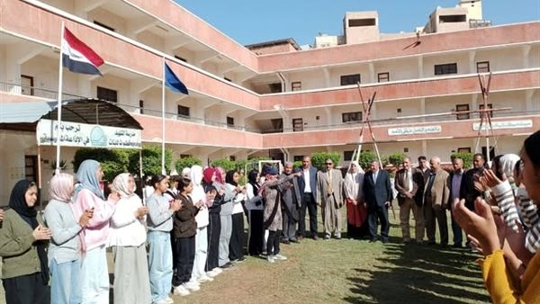 الداخلية تصدر بياناً حول تعدي طلاب على محال أمام مدرسة بمطروح