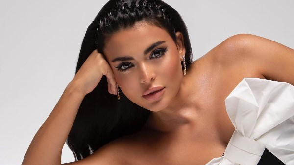 أسماء جلال تتألق في مهرجان البحر الأحمر