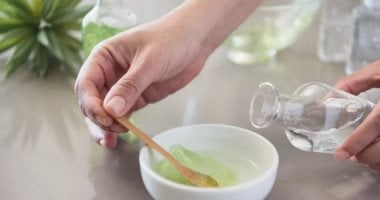 ثلاث وصفات طبيعية لتعزيز كثافة الشعر ومنع التساقط