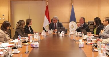 وزير السياحة يناقش مع وفد جايكا دعم برامج التطوير الفني بالمتحف