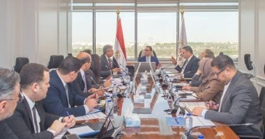 وزراء الاستثمار والسياحة والإسكان يبحثون تعزيز الاستثمار في قطاع السياحة