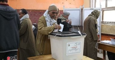 إقبال المواطنين على لجان العياط الانتخابية للإدلاء بأصواتهم