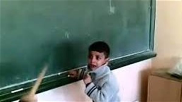 أول تعليق من تعليم القاهرة على اعتداء معلمة على طالب في الزيتون